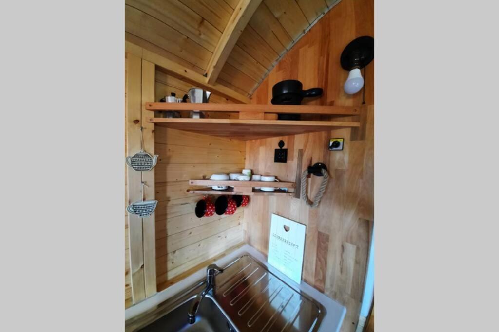 Apartament Autarkes Tiny House Mit Rheinblick Rumikon Zewnętrze zdjęcie